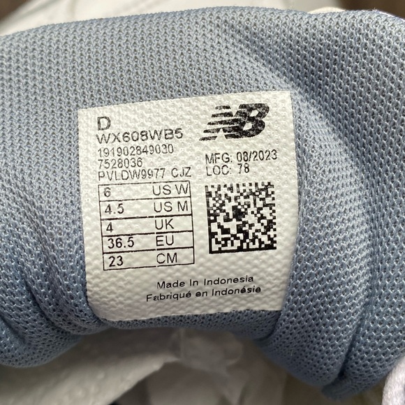 New Balance 608 Women’s Athletic Shoes Size 6 - Picture 10 of 11